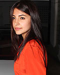 Anushka Sharma at Ranbir Kapoor Birthday Bash 2012