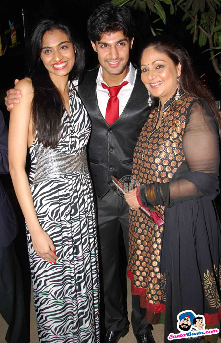 Rati Agnihotri's Christmas party
