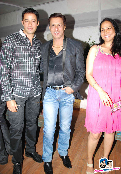 Rati Agnihotri's Christmas party