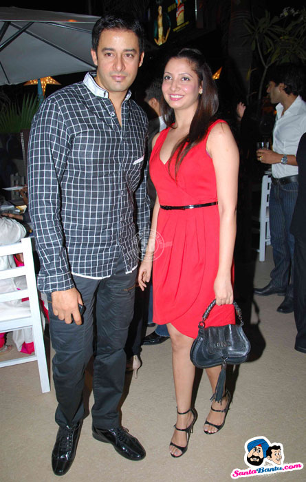 Rati Agnihotri's Christmas party