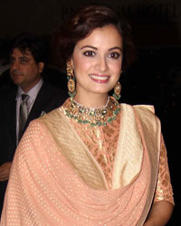Dia Mirza Dia Mirza