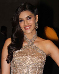 Kriti Sanon at Sahid Kapoor and Mira Rajput Wedding Reception