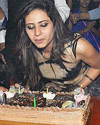 Ravi Dubey and Sargun Mehta