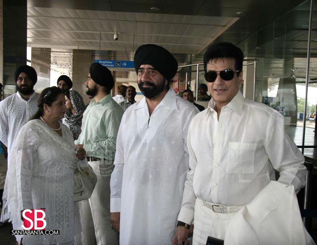 On the way to Golden Temple