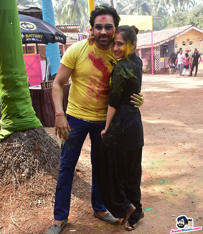 TV Celebs Celebrate Holi at Madh Island 