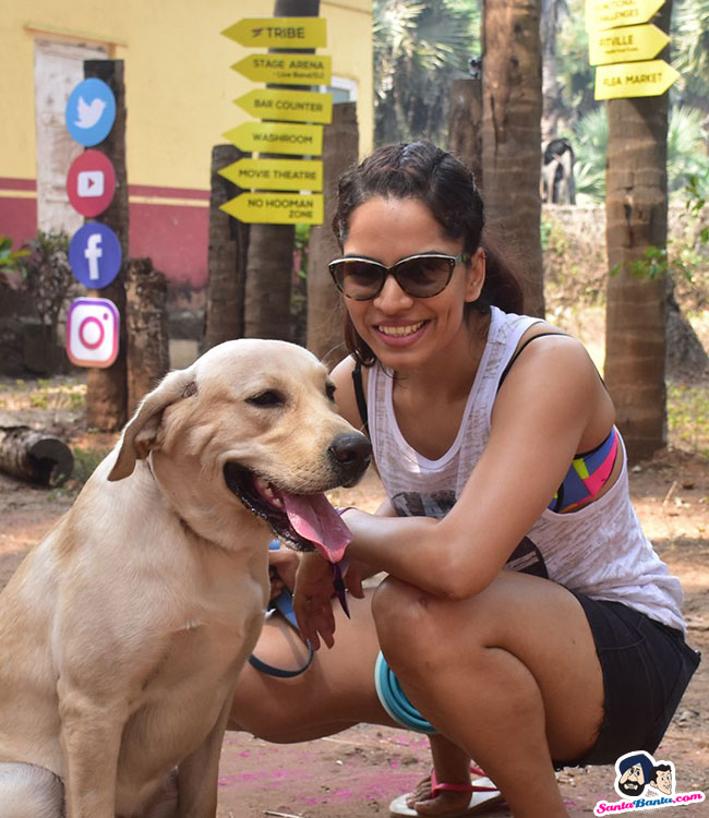 TV Celebs Celebrate Holi at Madh Island 