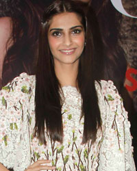 Sonam Kapoor at Vogue Fashion Night Out 2014