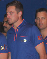 Jose Buttler, Tim Southee and Shane Bond