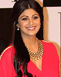 Shamita Shetty, Raj Kundra and Shilpa Shetty