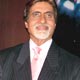 Amitabh Bachchan was awarded The Diamond of India Award to celebrate the 30th anniversary of the International Gemological Institute Worldwide (IGI)