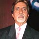 Amitabh Bachchan was awarded The Diamond of India Award to celebrate the 30th anniversary of the International Gemological Institute Worldwide (IGI)