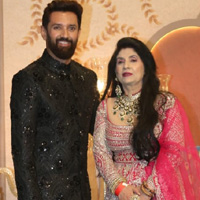 Chirag Paswn with mother Reema PAswan