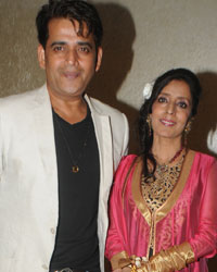 Ravi Kishan and Medha Jalota