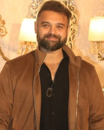 Mahaakshay Chakraborty