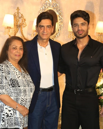 Bina Kumar and Indra Kumar