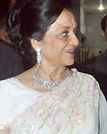 Amitabh Bachchan, asha PArekh and Jaya Bachchan