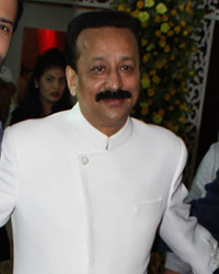 Aamir Ali, Baba Siddique and Zeeshan Siddique