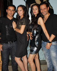 Success party of the song Baby Doll from Ragini MMS 2 by Meet Brothers