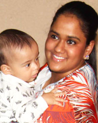 Arpita Khan with her son