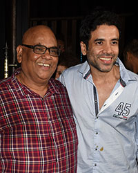 Satish Kaushik and Tusshar Kapoor