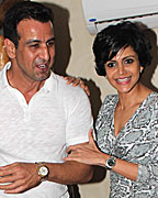 Ronit Roy and Mandira Bedi