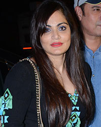 Alivara Khanand Atul Agnihotri