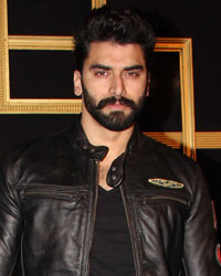 Nikitin Dheer