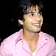 Rimi Sen and Shahid Kapoor came for the promotion of the film Deewane Hue Pagal at Barkat bungalow