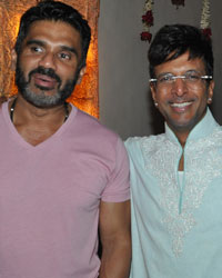 Suneil Shetty, Javed Jafrey and Bharat Dabholkar