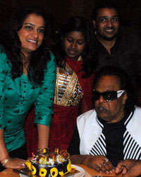 Hirachand,Ekta Jain, Sanchiti, Shabab, Ravindra Jain and Sunil Pal