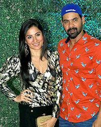 Shabir Ahluwalia with wife Kanchi Kaul