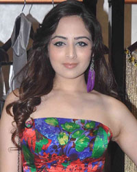 Zoya Afroz