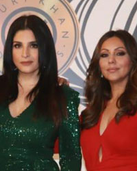 Bhavna Panday, Maheep Kapoor, Gauri Khan, Seema Khan and Neelam Kothari