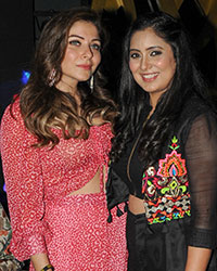 Kanika Kapoor with Harshdeep Kaur and Archana kochhar