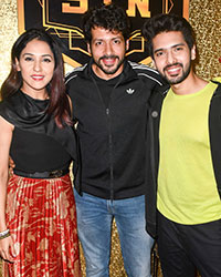 Shakti Mohan with Nihar Pandya and Armaan Malik