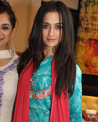 Aamir Ali, Lucky Morani and Sanjeeda Shaikh