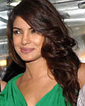 Priyanka Chopra hosted 'Ishaqzaade' success party for Parineeti Chopra