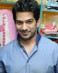 Amit Tandon