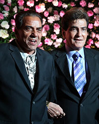 Dharmendra, Jeetender and Tusshar Kapoor