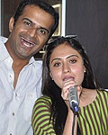 Siddharth Kanan and Singer Priya