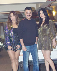 Seema Khan, Sanjay Kapoor and Maheep Kapoor