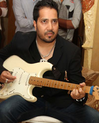 Mika Singh