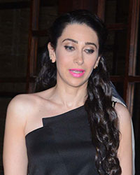 Karan JOhar, Amrita Arora, Karishma Kapoor, Anu Dewan and Maheep Kapoor