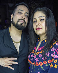 Mika Singh and Sunidhi Chauhan