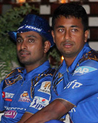 John Wright, Ambati Raydu and Pragyan Ojha