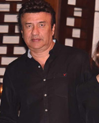 Anu Malik with his daughters