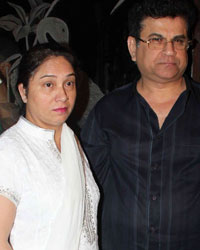 Kumar Taurani along with his wife