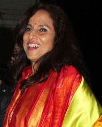 Shobha De