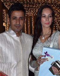 Harmet Singh with wife Sunaina Singh