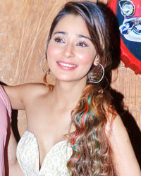 Angad Hasija and Sara Khan